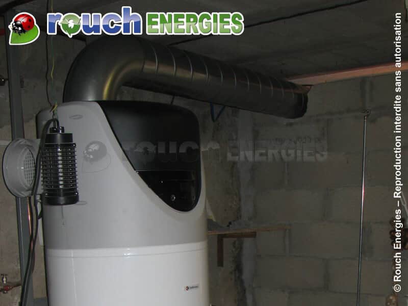 chauffe-eau thermodynamique monobloc gaine sur bouche de rejet d'air froidaine-1