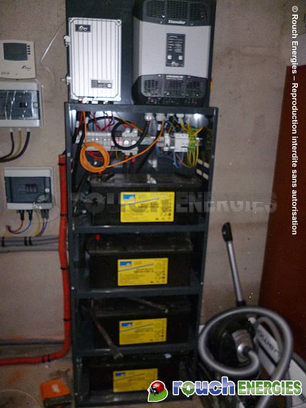 photovoltaique pour l'autoconsommation avec stockage: le concept Conshome, armoire ouverte