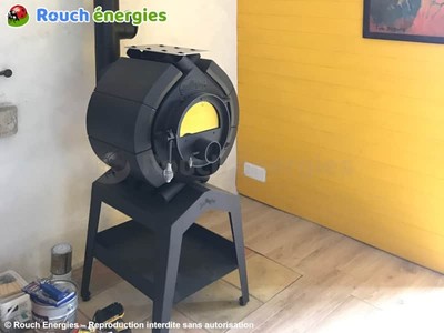 Poêle Bullerjan Omega Keramik noir dans le Volvestre, Ariège