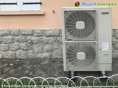 PAC air-eau Hitachi Yutaki S Combi à St Paul de Jarrat (09)